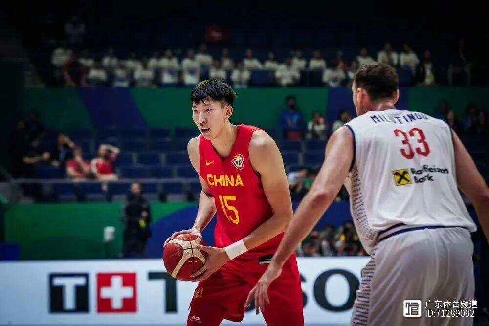 南韩男篮鏖战希腊男篮,加里纳利一己之力扛起全队 南韩男篮鏖战希腊男篮,加里纳利一己之力扛起全队