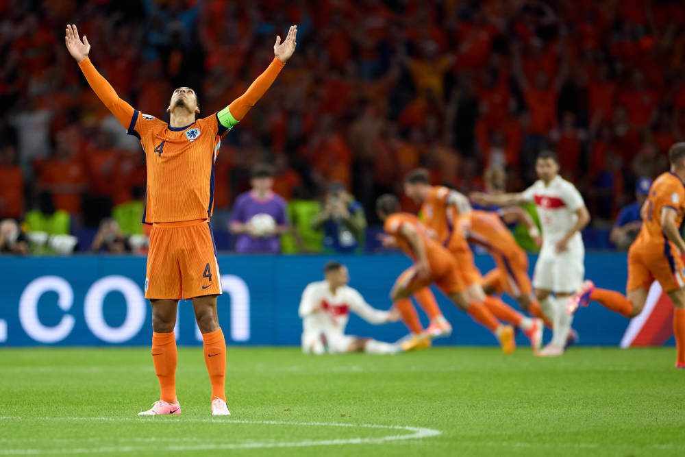 巴黎绝地反击英格兰，科曼爆发神勇