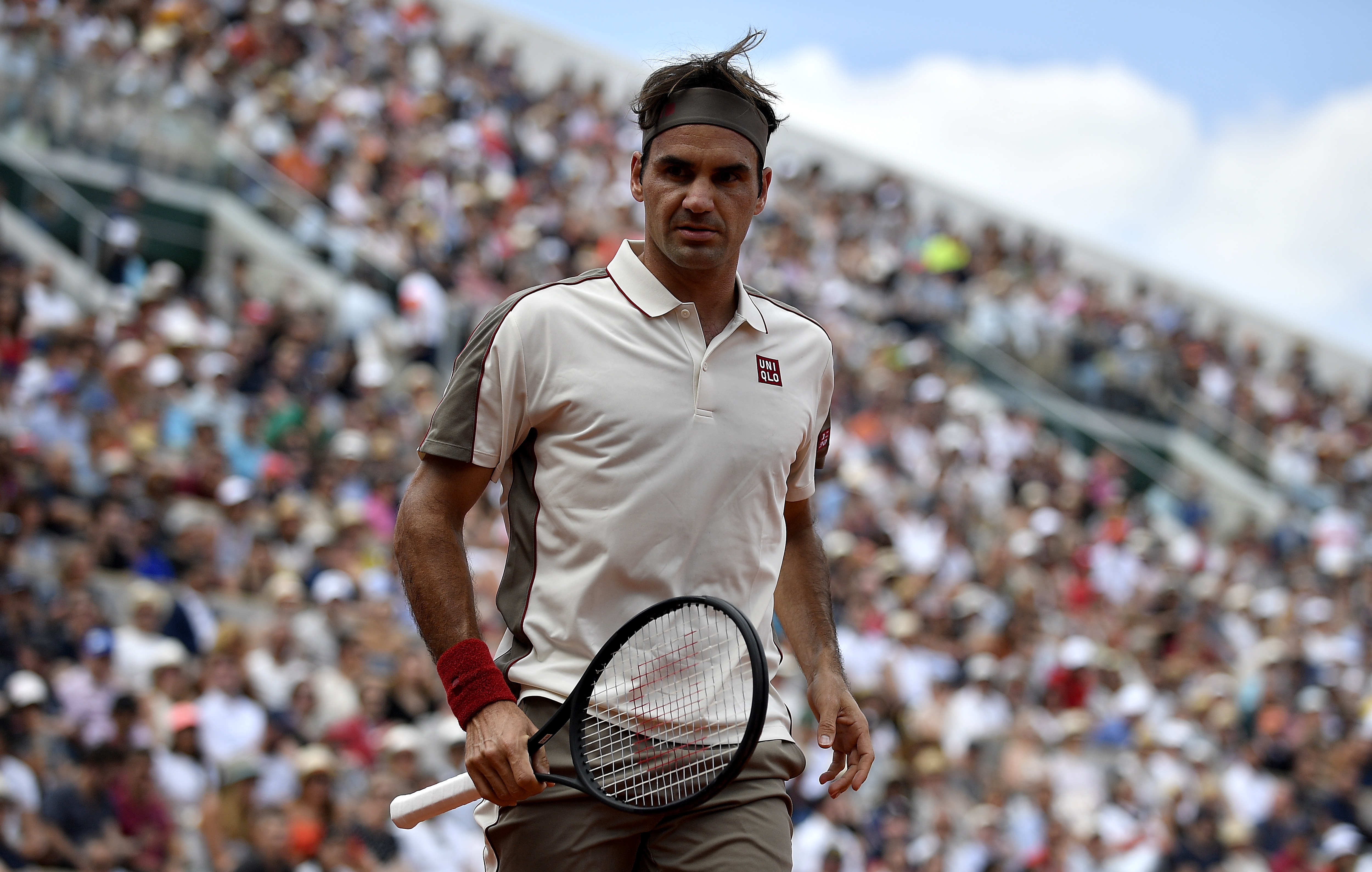 英国网球队绝杀西班牙网球队,费德勒高光表现的简单介绍 英国网球队绝杀西班牙网球队,费德勒高光表现的简单介绍