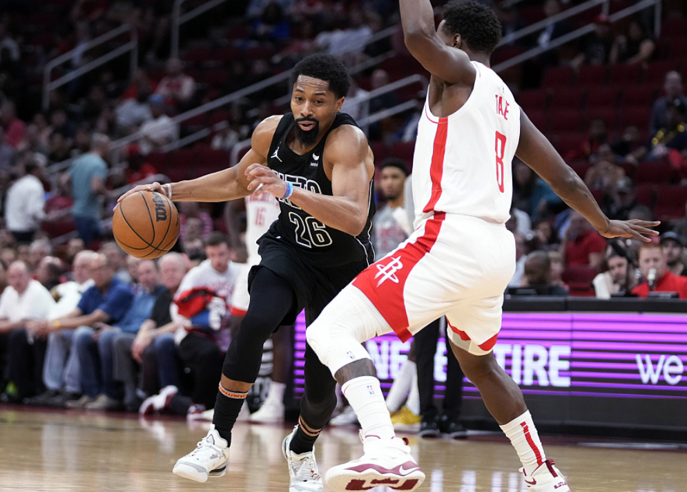 LOL英雄联盟直播-火箭鏖战篮网B队，汉密尔顿制霸全场