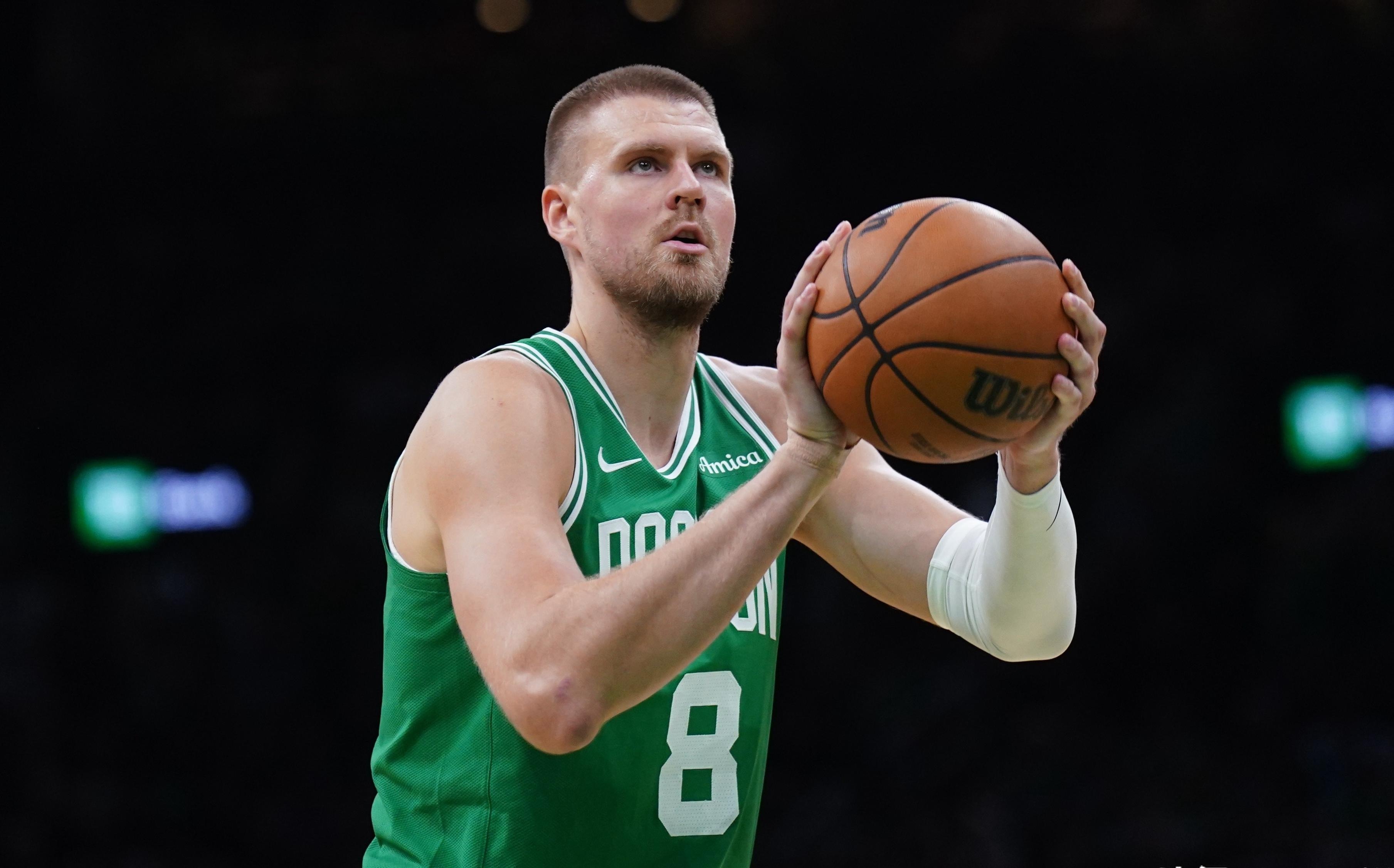 lpl官网-鹈鹕绝地反击黄蜂，波尔津吉斯制霸全场的简单介绍