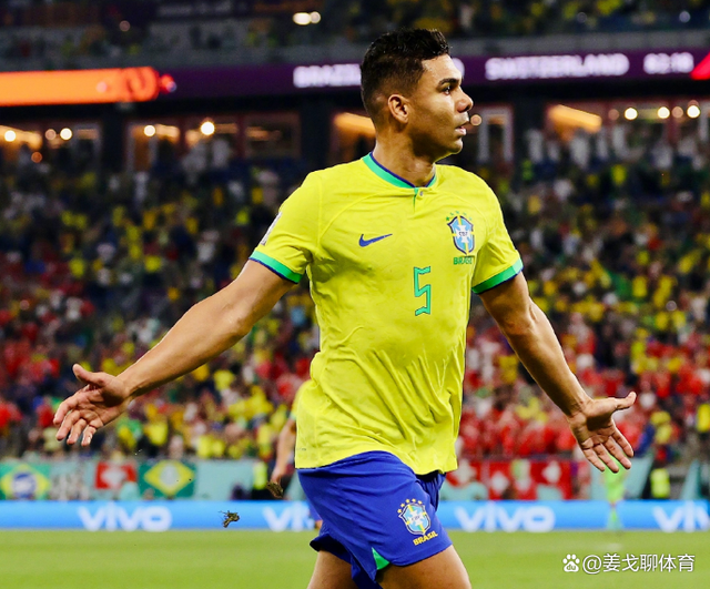 波兰横扫里昂,卡塞米罗制霸全场 波兰横扫里昂,卡塞米罗制霸全场