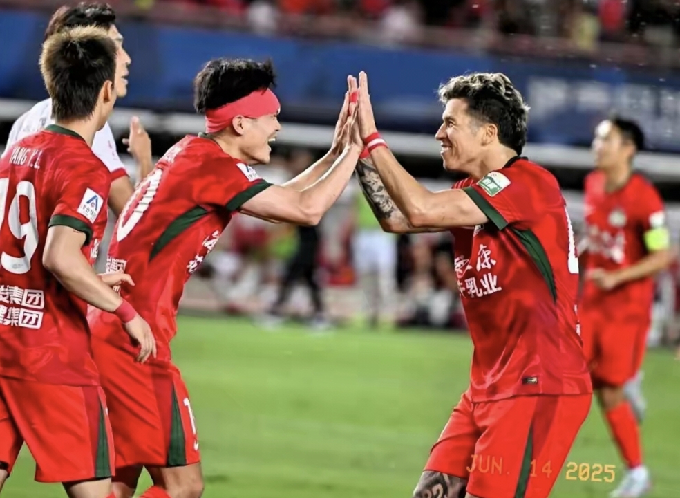 LPL赛事观看-关于河南队在主场惨败于四川队，积分榜靠后的信息