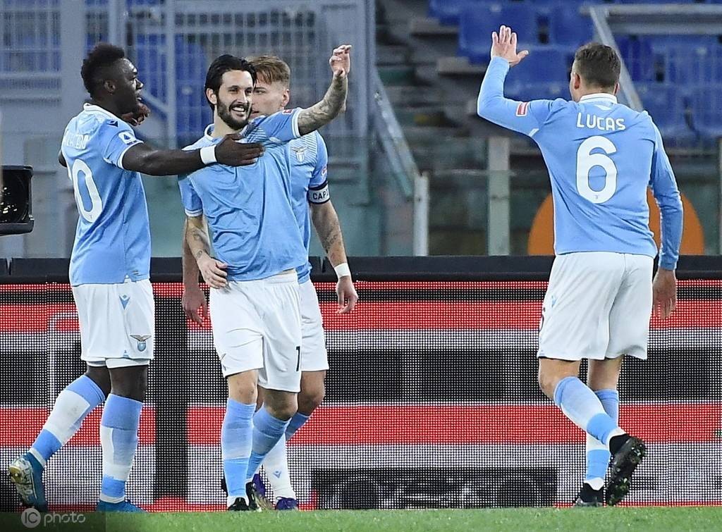 lpl官网-路易斯·阿尔贝托登场助球队获胜的简单介绍