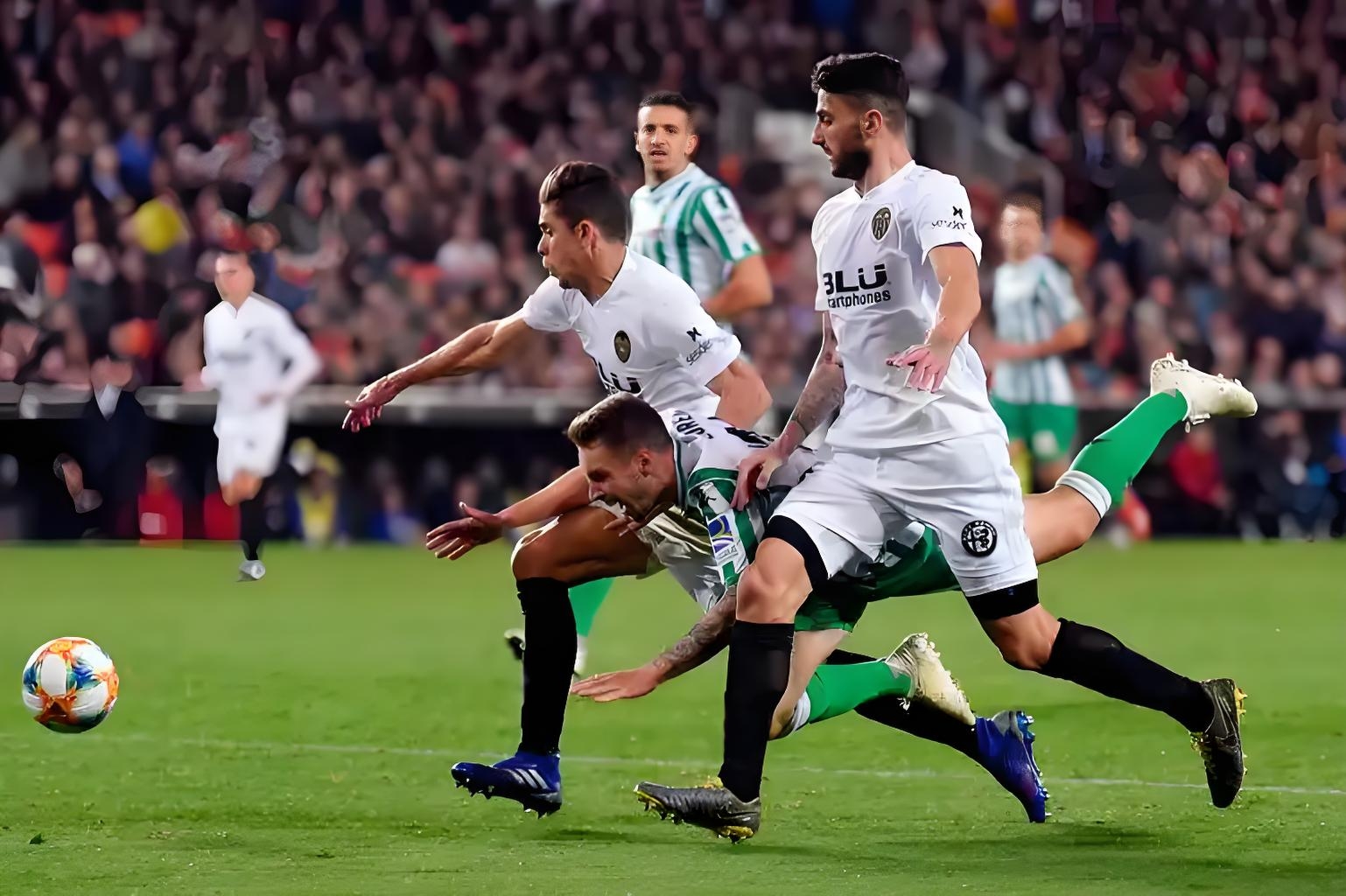 沃特福德将在主场对战曼城,备战工作有序的简单介绍 沃特福德将在主场对战曼城,备战工作有序的简单介绍