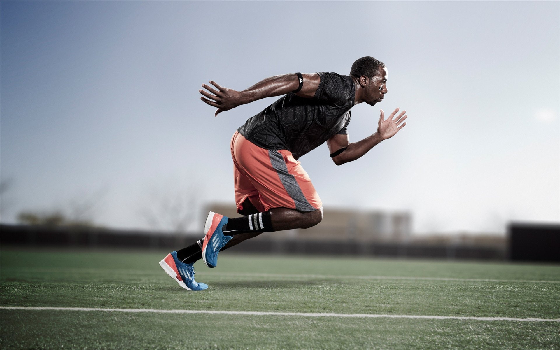 赛道上的风暴,周冠宇的统治与迈凯伦的完美战术